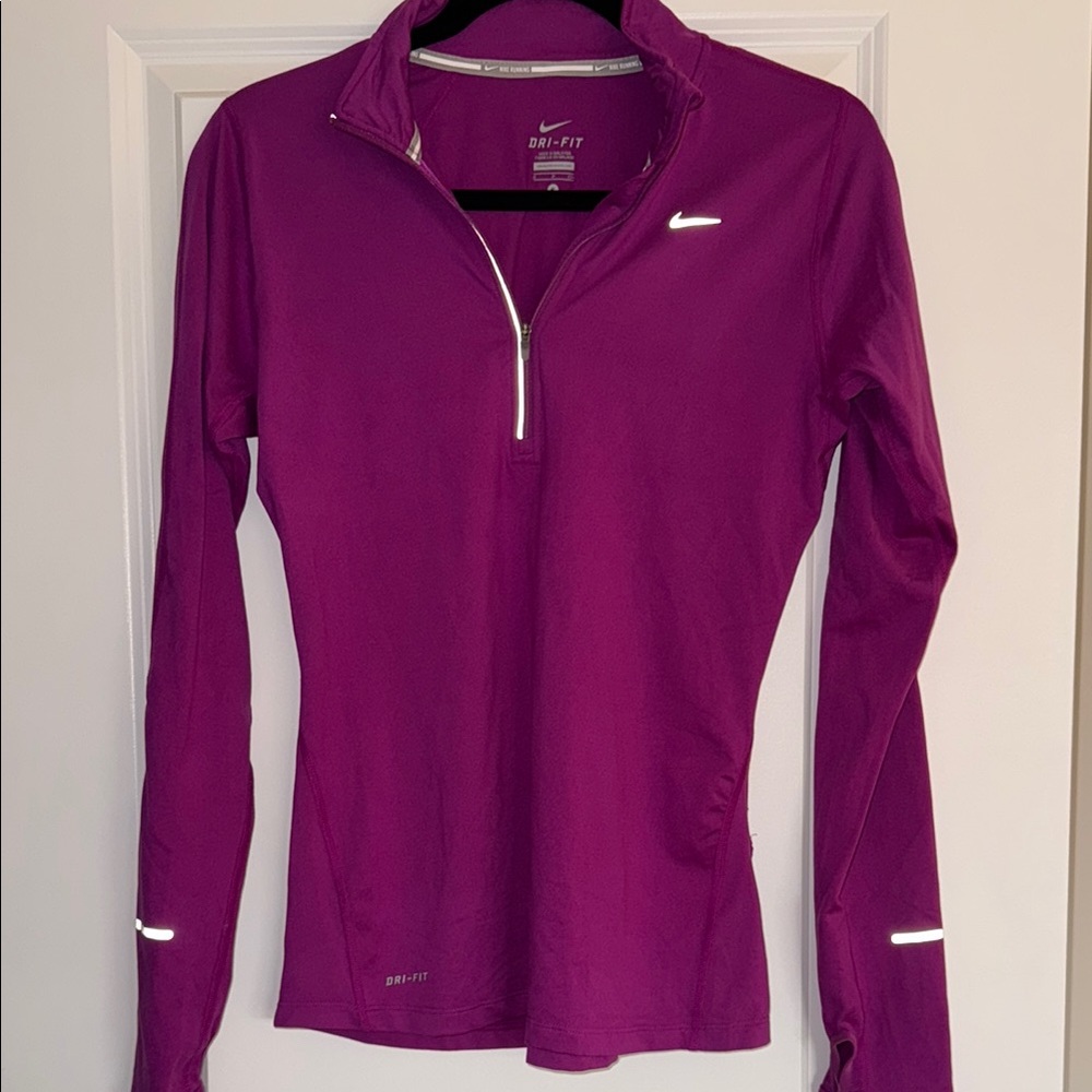 Nike Women's Purple Long Sleeve Small Top